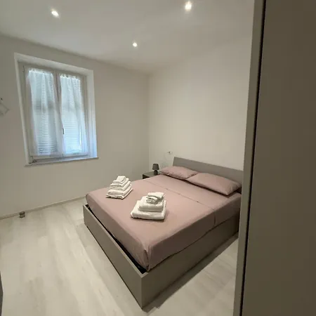 Double Spaces Vado Apartamento *